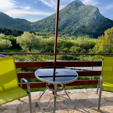 Вилла Glamping Lovcen Njegusi Экстерьер фото